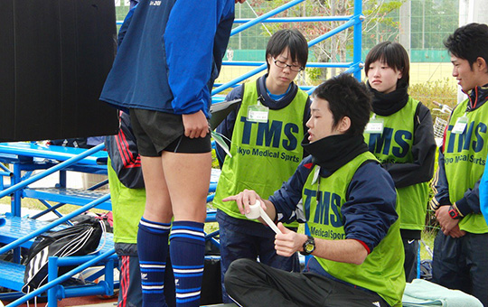 トレーナー技術を学ぶ選択授業もあります!